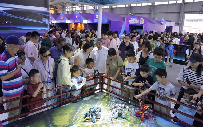 ：达成900余项成果超25万人次入场不朽情缘平台推荐2025年服贸会落幕(图2)