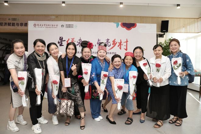 星巴克选择了一条不喧哗的路不朽情缘游戏手机版在中国(图5)
